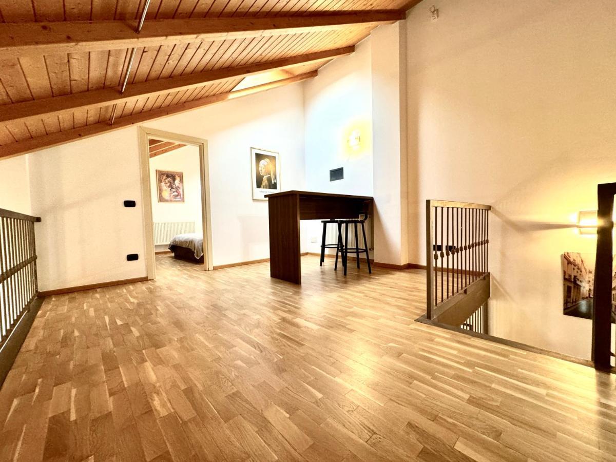 ティミショアラThe Loftアパートメント エクステリア 写真